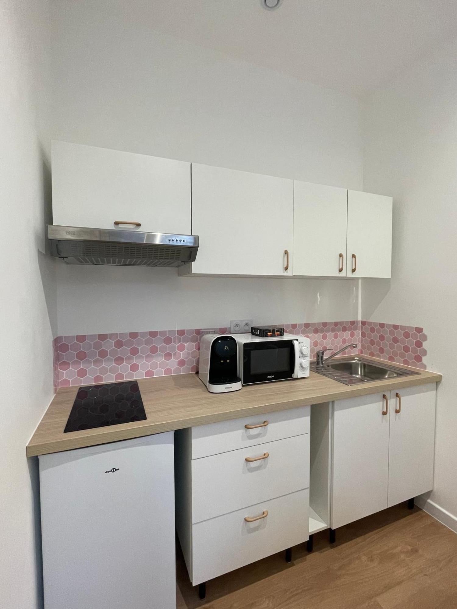 Edenly Stay Saint-Quentin  Ngoại thất bức ảnh