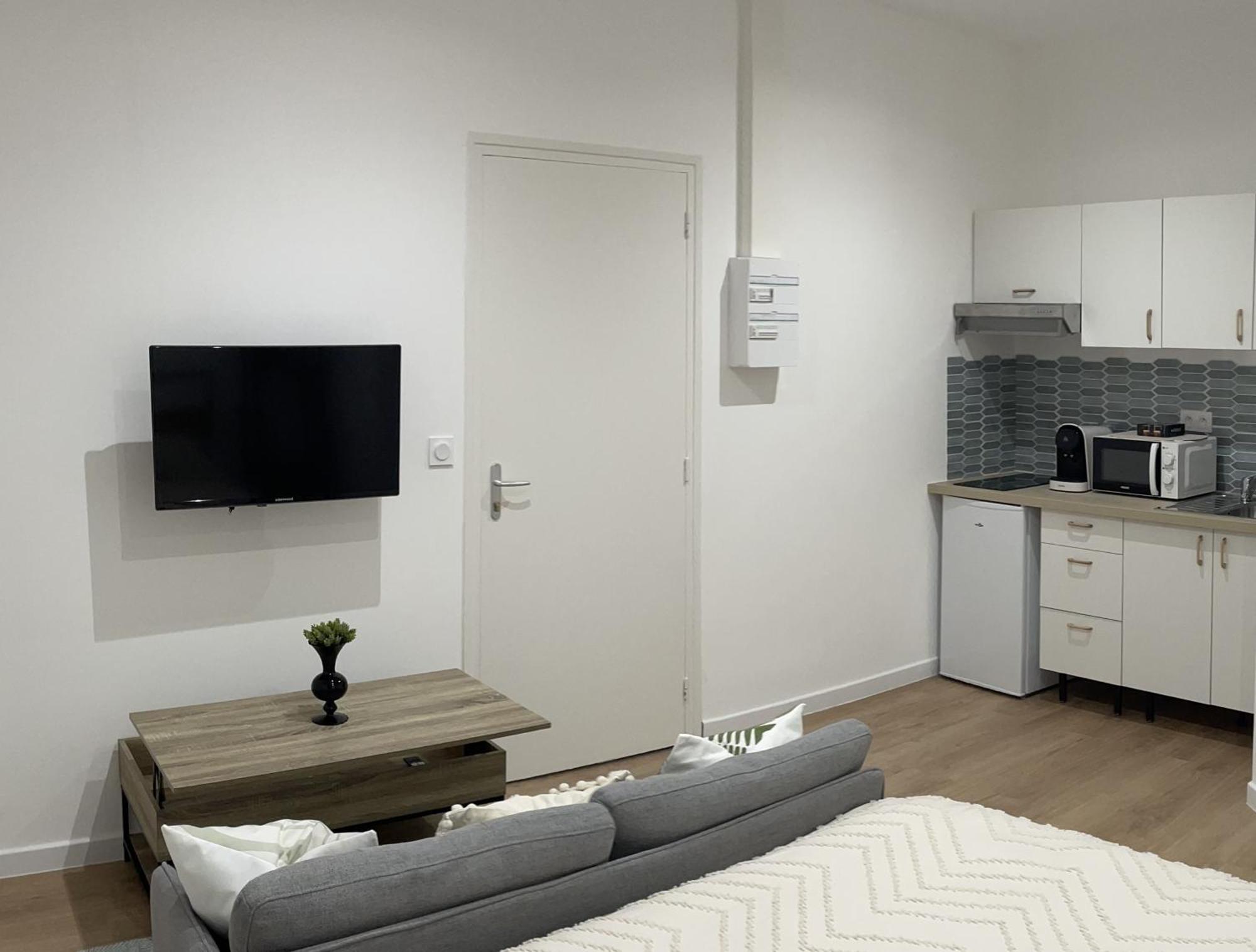 Edenly Stay Saint-Quentin  Ngoại thất bức ảnh