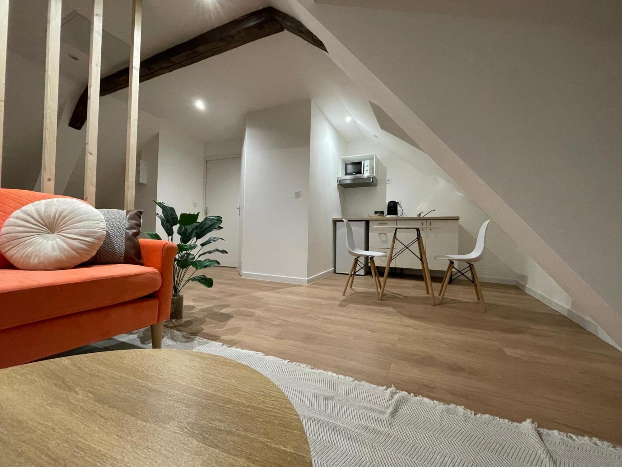Edenly Stay Saint-Quentin  Ngoại thất bức ảnh